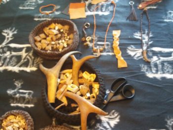 Experience Lapland: Visit Sámi Reindeer Home & Make Own Handicraft