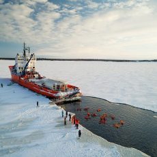 Polar Explorer Icebreaker Cruise and Floating (with Flexible Shuttle Bus)