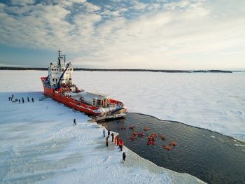 Polar Explorer Icebreaker Cruise and Floating (with Flexible Shuttle Bus)