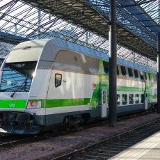 VR-Train Ticket Reservation Service