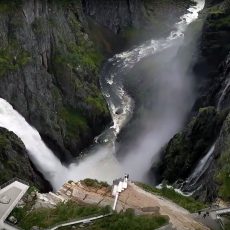 Majestic Vøringsfossen Day Tour