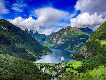 Day-trip to the magical Geirangerfjord